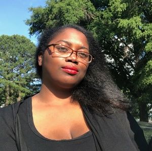 Meet your Posher, Lakeva